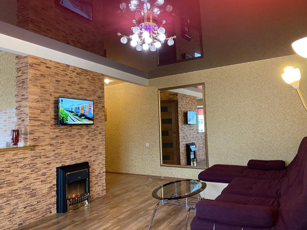 New Apartments With Panoramic Views On Avenue Nauky ハルキウ エクステリア 写真