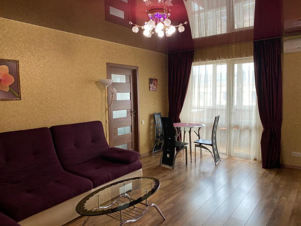 New Apartments With Panoramic Views On Avenue Nauky ハルキウ エクステリア 写真