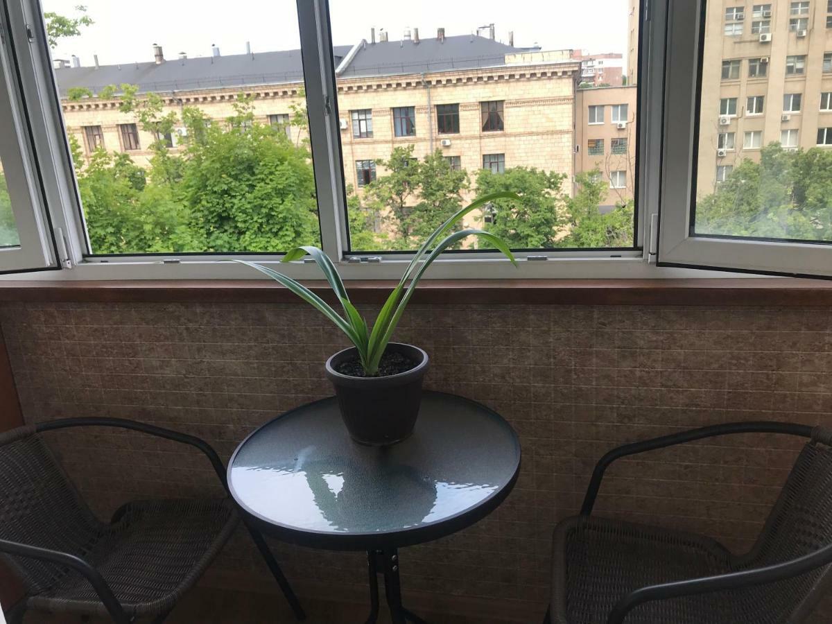 New Apartments With Panoramic Views On Avenue Nauky ハルキウ エクステリア 写真