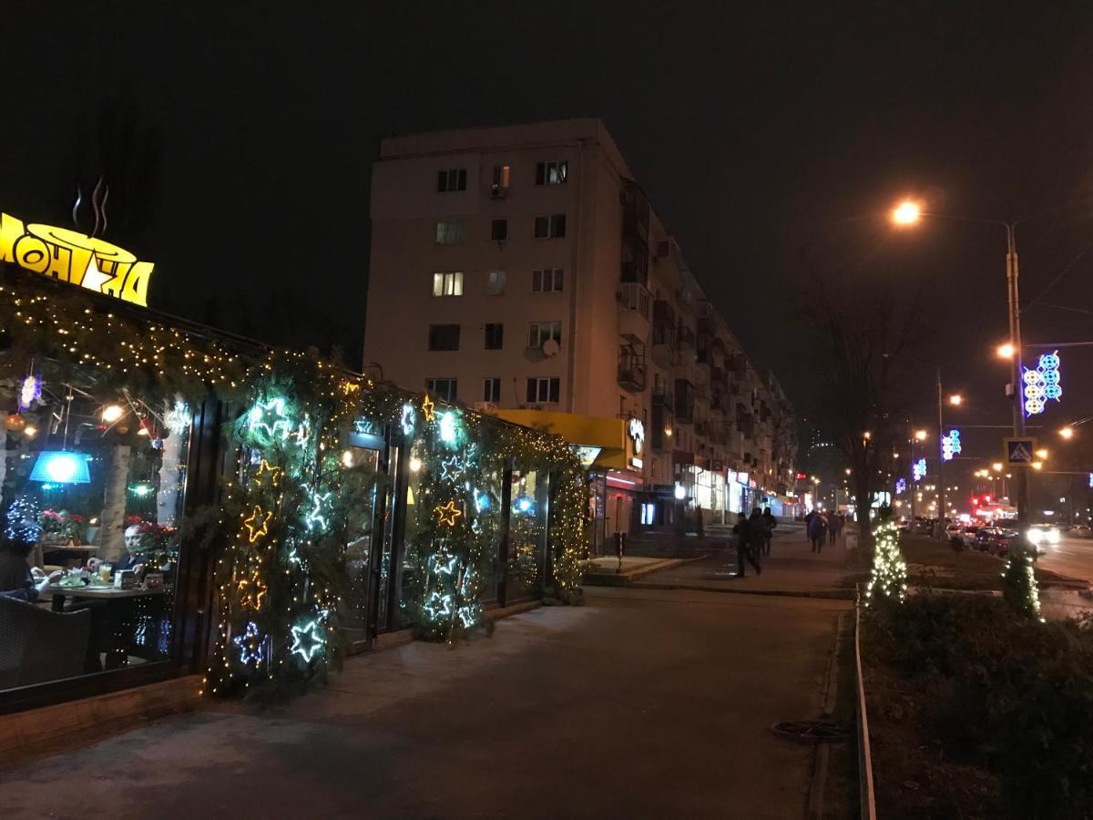 New Apartments With Panoramic Views On Avenue Nauky ハルキウ エクステリア 写真